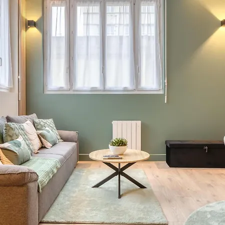 Terracotta Votre F2 Rénové Avec Ascenseur Proche Cathédrale Appartement *