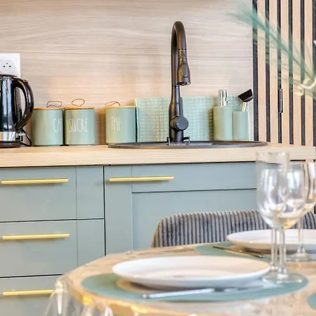 Terracotta Votre F2 Renove Avec Ascenseur Proche Cathedrale *