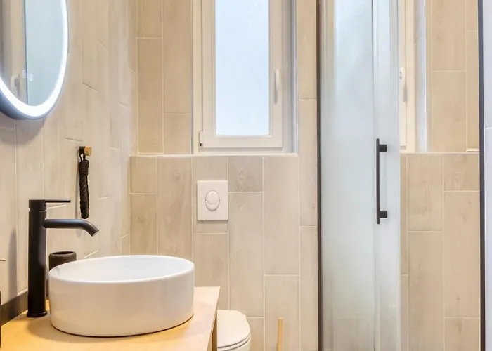 Terracotta Votre F2 Rénové Avec Ascenseur Proche Cathédrale