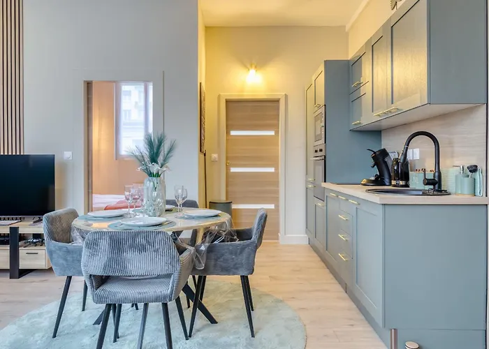 Terracotta Votre F2 Rénové Avec Ascenseur Proche Cathédrale *