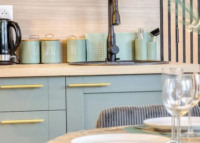 Terracotta Votre F2 Renove Avec Ascenseur Proche Cathedrale *